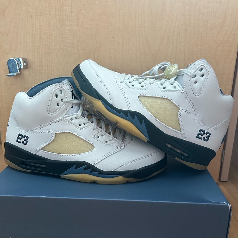 Jordan 5 Retro sneakers